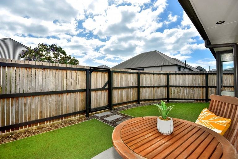 Photo of property in 4/71b Main Road, Redcliffs, Christchurch, 8081