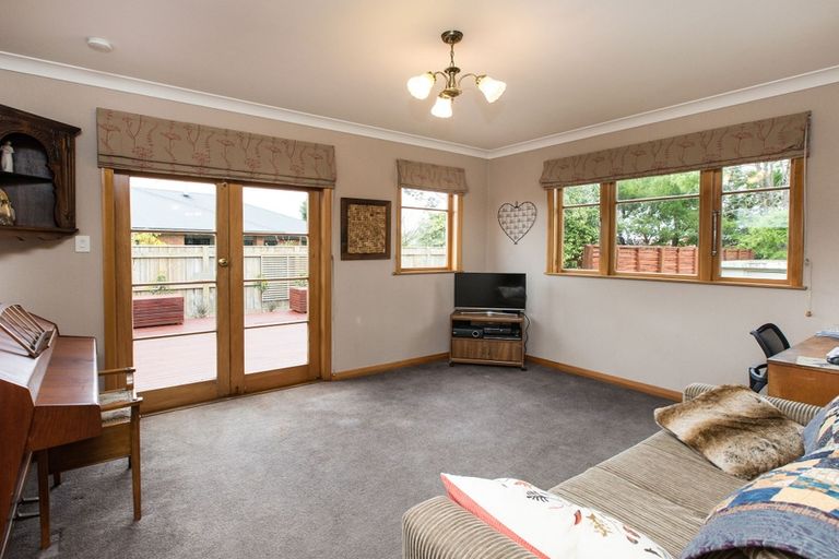 Photo of property in 146 Kelvin Grove Road, Kelvin Grove, Palmerston North, 4414