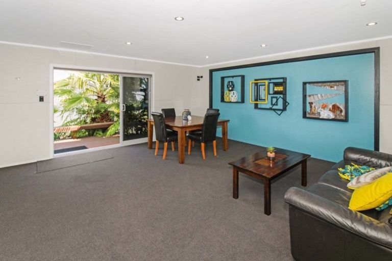 Photo of property in 42 Davies Road, Hurdon, New Plymouth, 4310