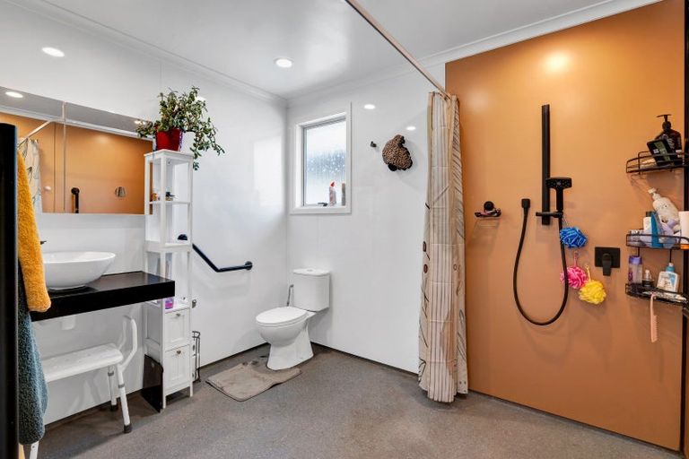 Photo of property in 197 Bridge Street, Eltham, 4322