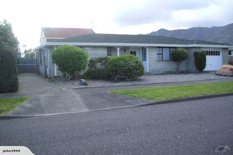 Photo of property in 50 Andrew Street, Waikanae, 5036