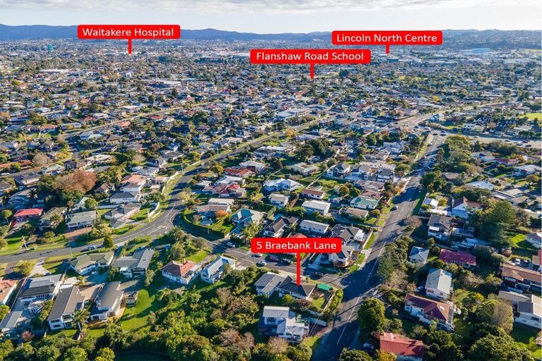 Photo of property in 5 Braebank Lane, Te Atatu South, Auckland, 0610