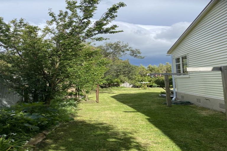 Photo of property in 6 Birdwood Street, Featherston, 5710