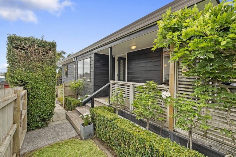 Photo of property in 10a Barrack Road, Mount Wellington, Auckland, 1060