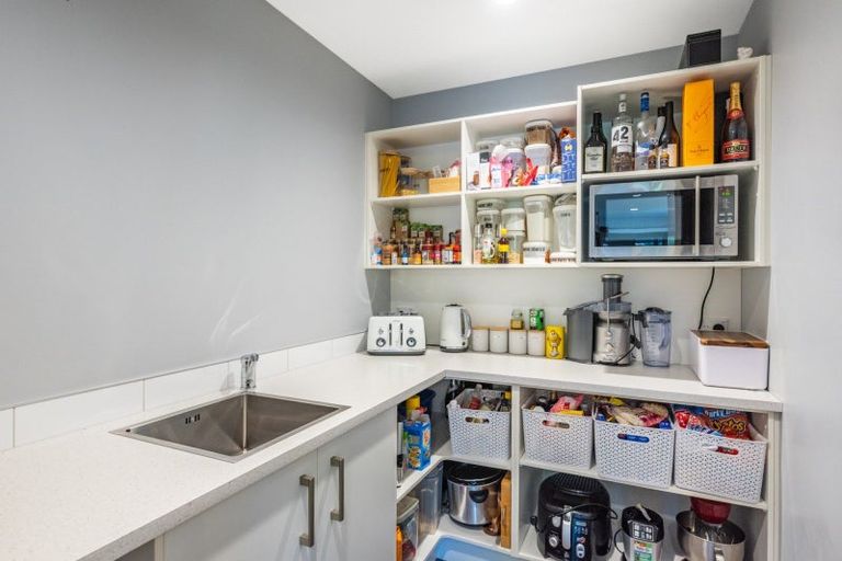 Photo of property in 47 San Priamo Place, Paraparaumu Beach, Paraparaumu, 5032