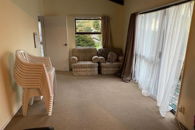 Photo of property in 1/7 Craigbank Avenue, New Lynn, Auckland, 0600