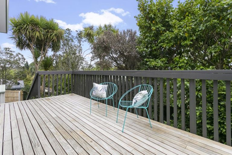 Photo of property in 91a Woodglen Road, Glen Eden, Auckland, 0602