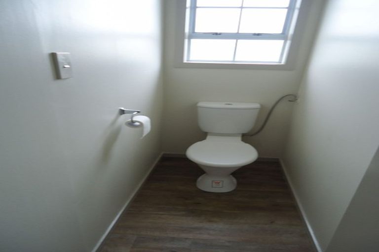 Photo of property in 6 Karaka Street, Inglewood, 4330