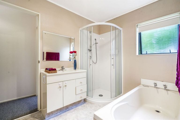 Photo of property in 70 Brymer Road, Grandview Heights, Hamilton, 3200