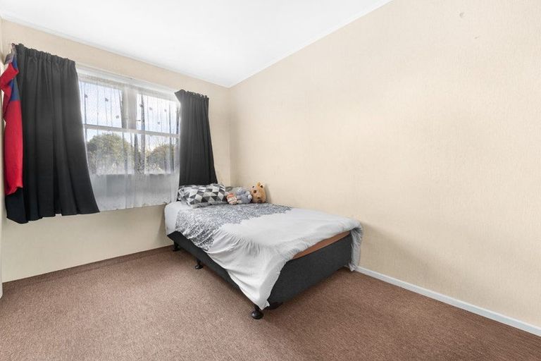 Photo of property in 9 Gainsborough Street, Manurewa, Auckland, 2102