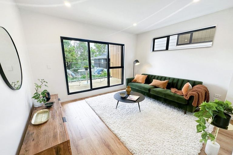 Photo of property in 6/9 Schnapper Rock Road, Greenhithe, Auckland, 0632