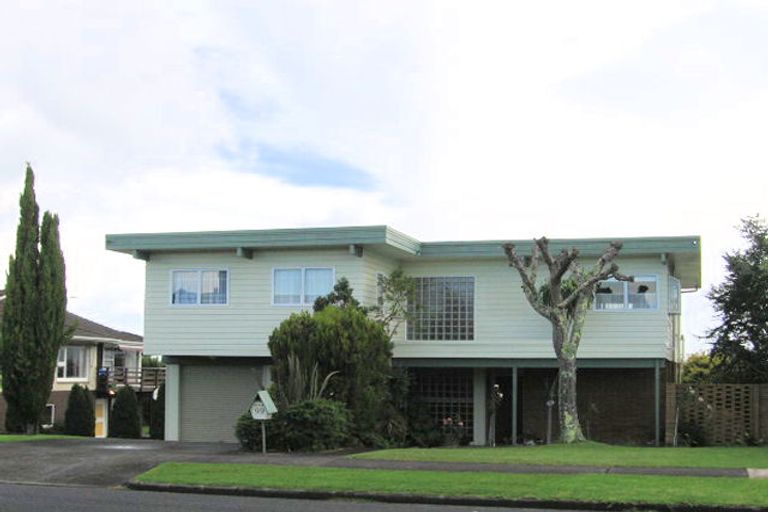 Photo of property in 99 Waller Avenue, Bucklands Beach, Auckland, 2012