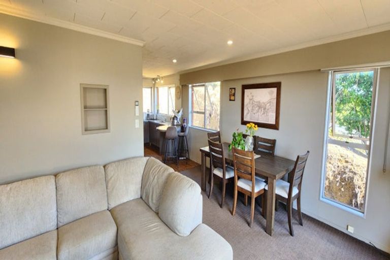 Photo of property in 5b Te Mara Place, Merrilands, New Plymouth, 4312