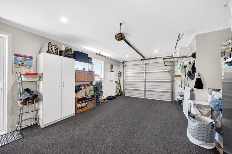 Photo of property in 5 Tarata Grove, Lansdowne, Masterton, 5810