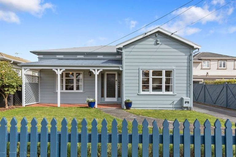 Photo of property in 48 Bristol Square, Hutt Central, Lower Hutt, 5010