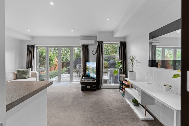 Photo of property in 7 Henley Green, Northwood, Christchurch, 8051