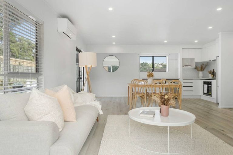 Photo of property in 2/69 Simon Ellice Drive, Bayview, Auckland, 0629