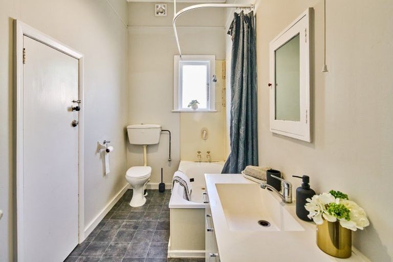 Photo of property in 26 Bristol Square, Hutt Central, Lower Hutt, 5010