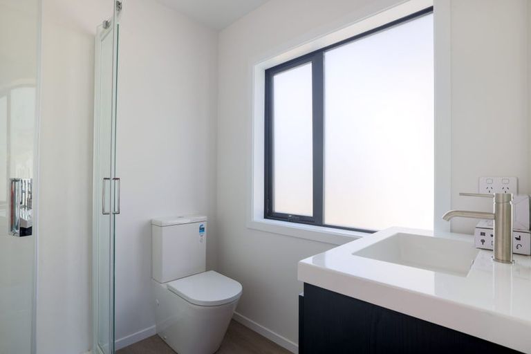 Photo of property in 272 Fergusson Drive, Heretaunga, Upper Hutt, 5018