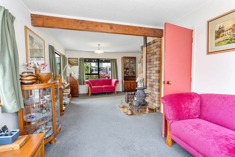 Photo of property in 113 Te Haumi Drive, Paihia, 0200