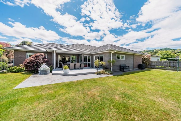 Photo of property in 19 Flotilla Place, Whitby, Porirua, 5024
