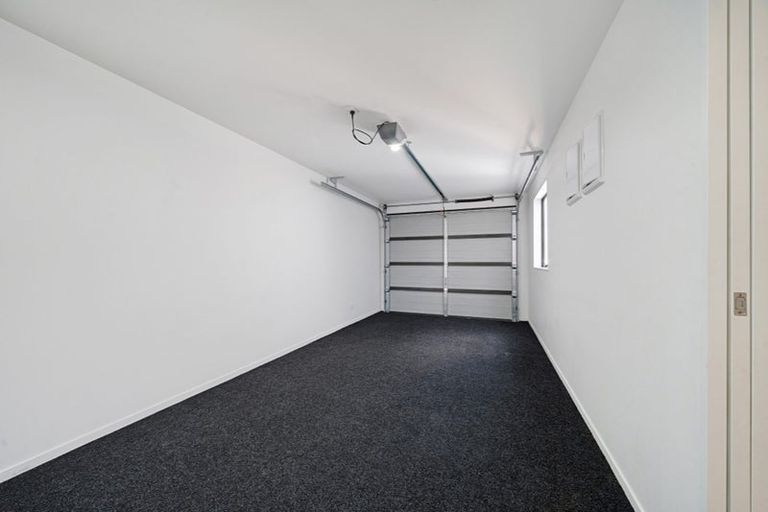 Photo of property in 5 Mataitai Road, Hobsonville, Auckland, 0618