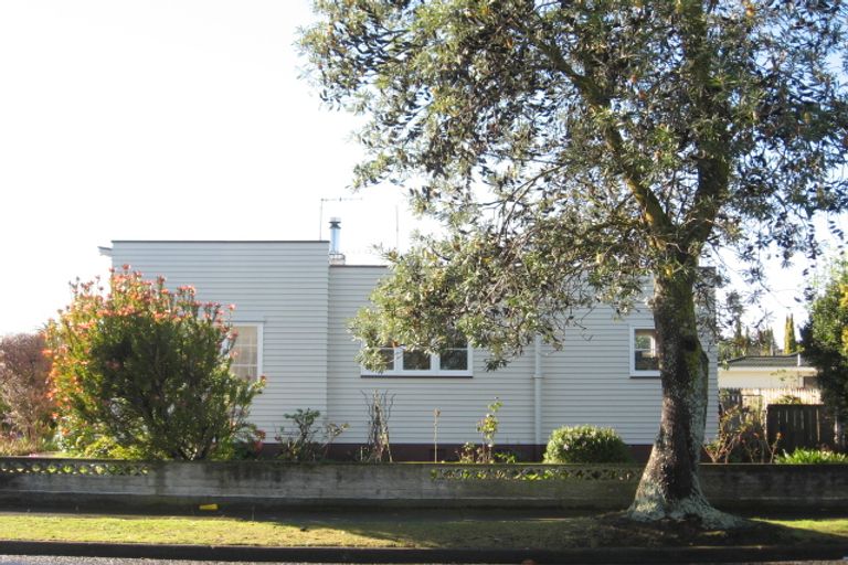 Photo of property in 12 Bedford Road, Marewa, Napier, 4110