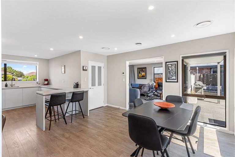 Photo of property in 65 Westlake Drive, Halswell, Christchurch, 8025