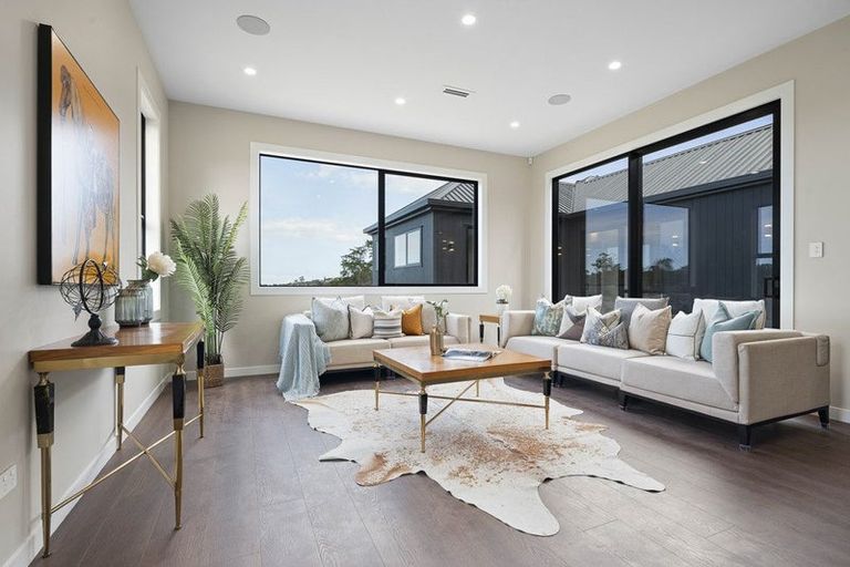 Photo of property in 20 Awanui Road, Red Beach, 0932