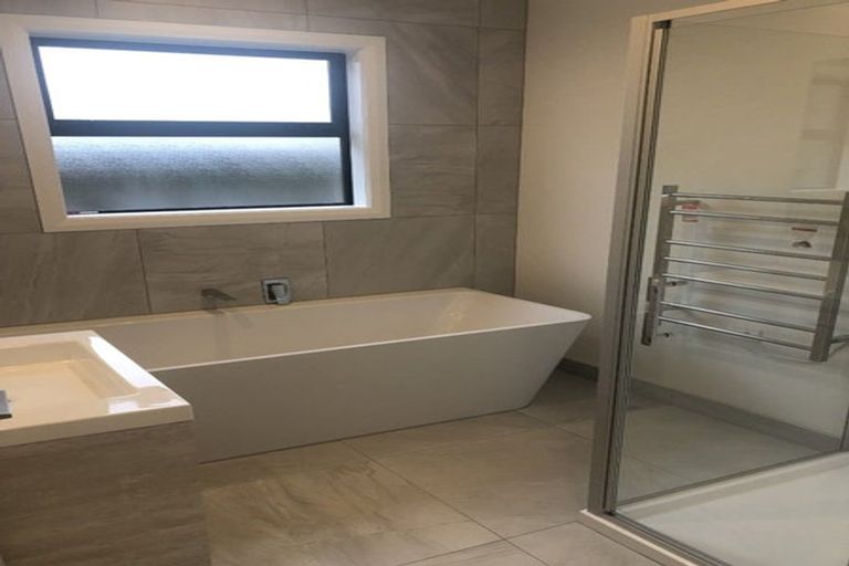 Photo of property in 27 South Street, West End, Palmerston North, 4410