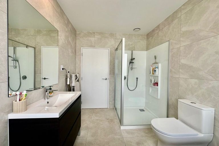 Photo of property in 2 Ko Iti Lane, Hobsonville, Auckland, 0616