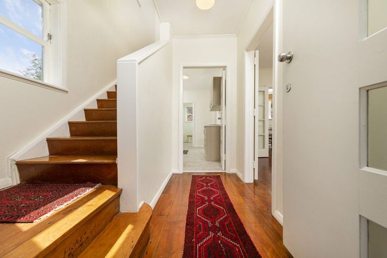 Photo of property in 110a Lake Road, Belmont, Auckland, 0622