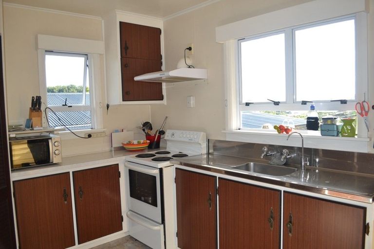 Photo of property in 31 Lawry Street, Blagdon, New Plymouth, 4310