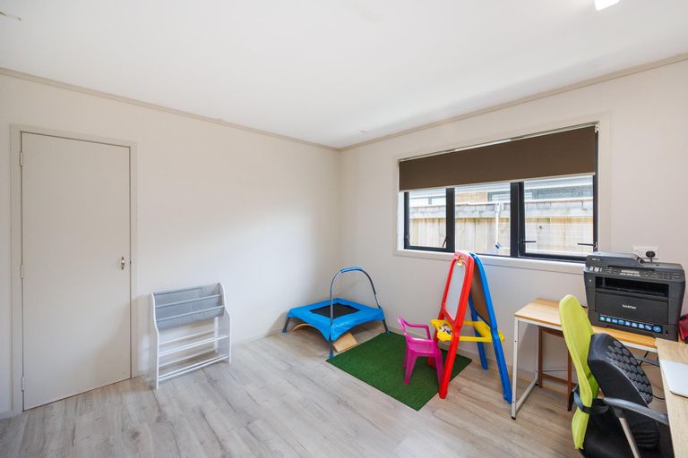 Photo of property in 4 Arena Court, Palmerston North, 4410