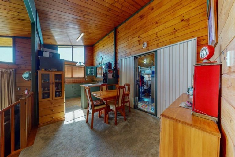Photo of property in 43 Mahana Road, Ngatea, 3503
