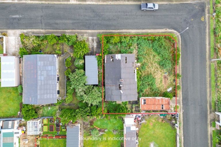 Photo of property in 1 Kirk Crescent, Bluff, 9814