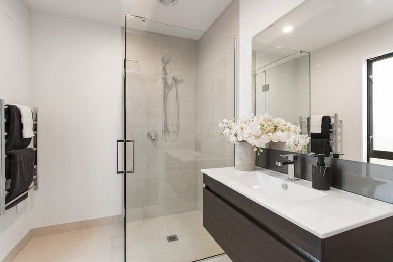 Photo of property in 20a Glenmore Avenue, Casebrook, Christchurch, 8051