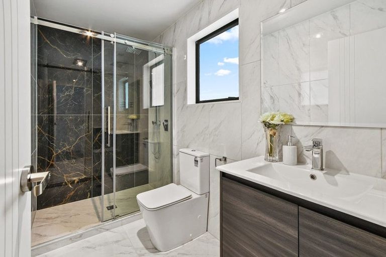 Photo of property in 164a Mahia Road, Wattle Downs, Auckland, 2103