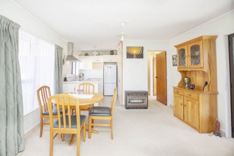 Photo of property in 69 Gibbons Street, Ebdentown, Upper Hutt, 5018