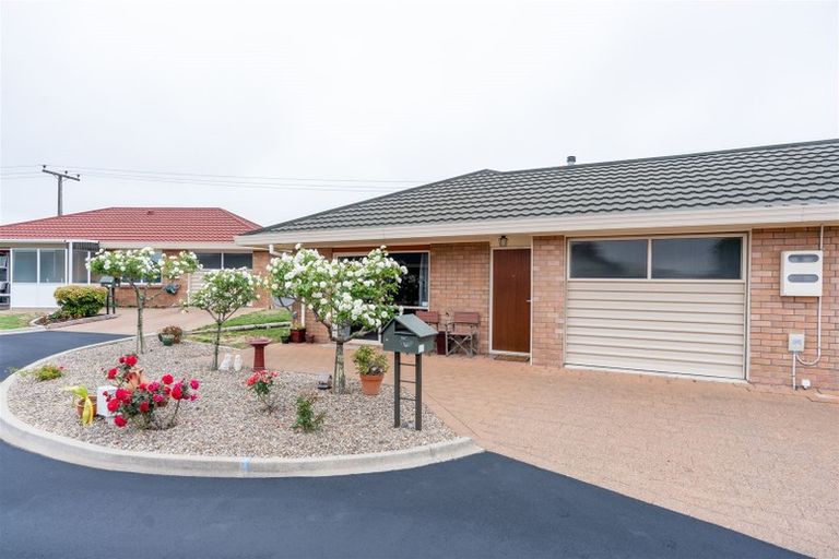 Photo of property in 29 Admiral Crescent, Flagstaff, Hamilton, 3210