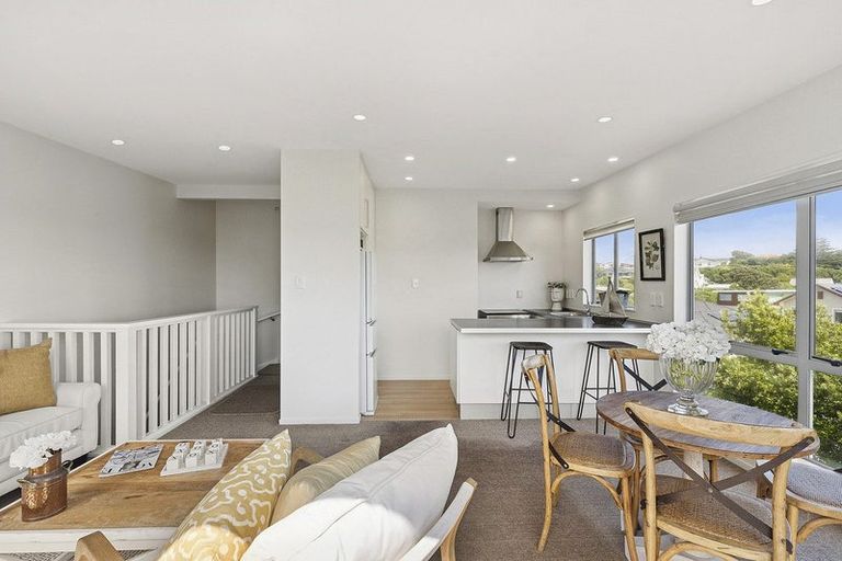 Photo of property in 1/18 Lambley Road, Titahi Bay, Porirua, 5022