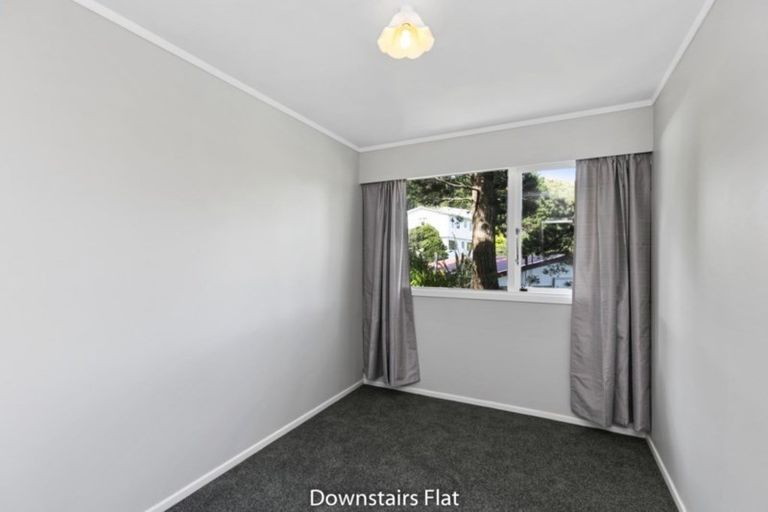 Photo of property in 6 Winnipeg Way, Kingston, Wellington, 6021