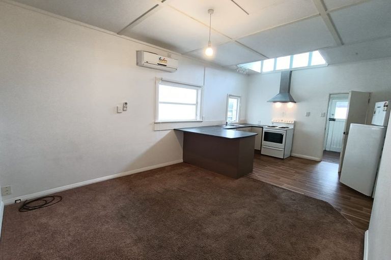 Photo of property in 17 Roy Street, Newtown, Wellington, 6021