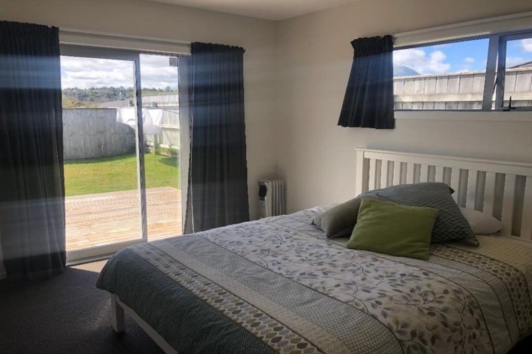 Photo of property in 10 Brompton Close, Richmond Heights, Taupo, 3330