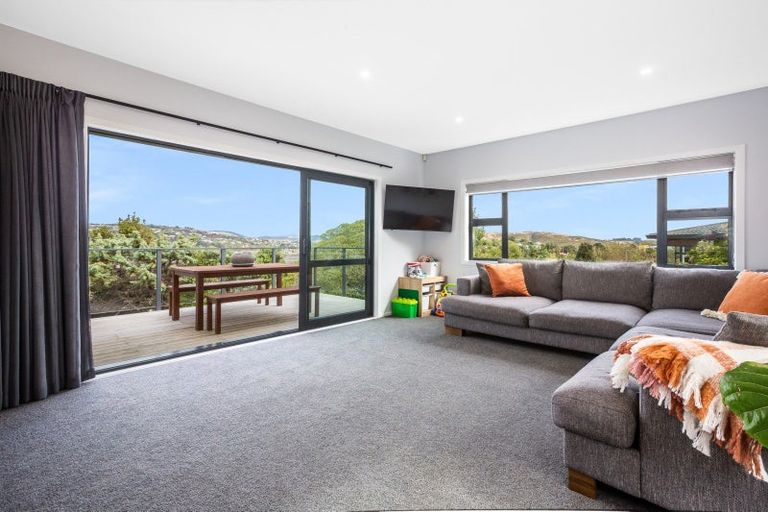 Photo of property in 9b Saint Ives Drive, Camborne, Porirua, 5026