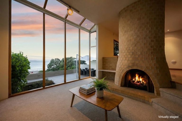 Photo of property in 24 Whitby Crescent, Mairangi Bay, Auckland, 0630