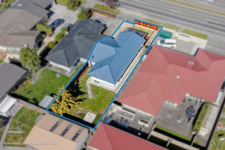 Photo of property in 2/320 Memorial Avenue, Burnside, Christchurch, 8053