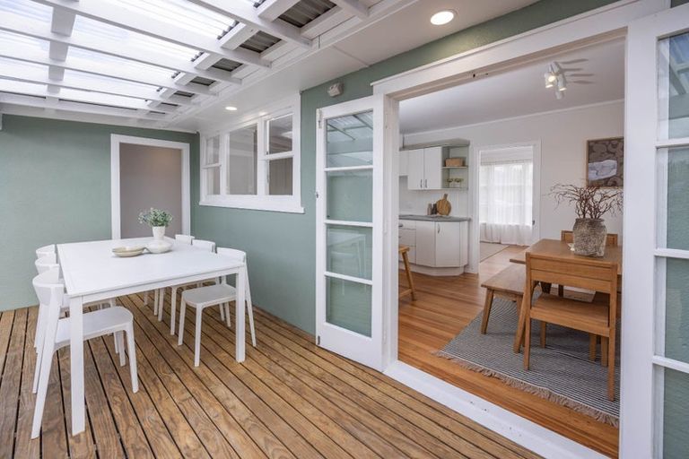 Photo of property in 16 Portal Crescent, Beerescourt, Hamilton, 3200