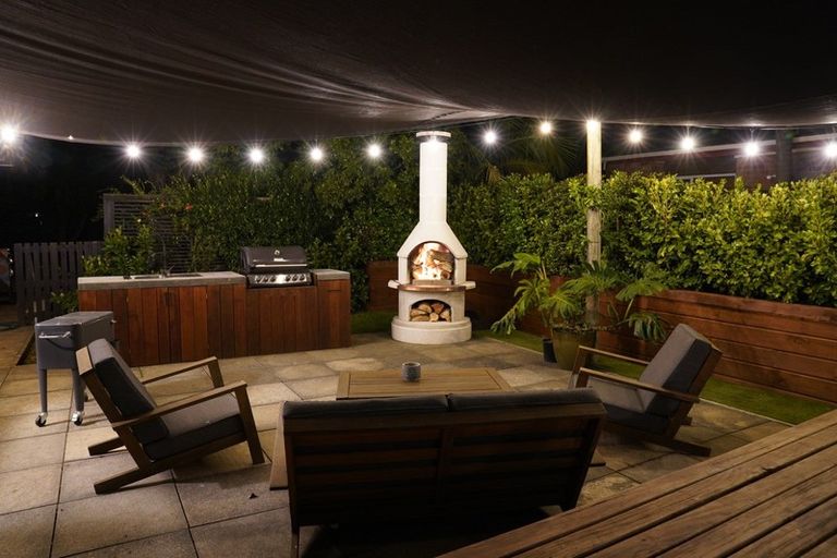 Photo of property in 1 Seifert Street, Forest Lake, Hamilton, 3200