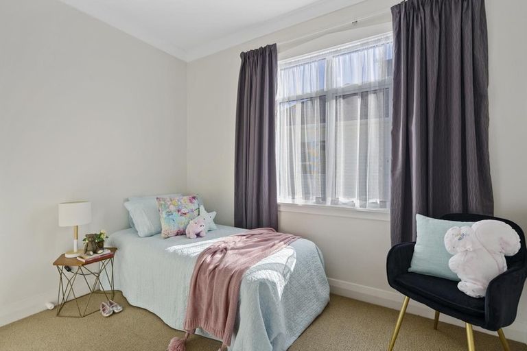 Photo of property in 59 Riverside Drive, Waiwhetu, Lower Hutt, 5010